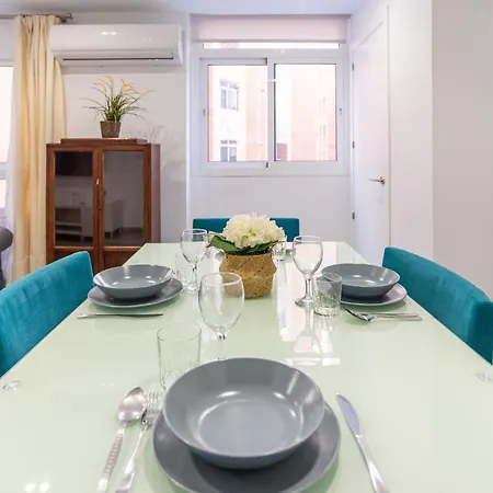 Apartamento Faro, Bonito En La Malagueta Málaga